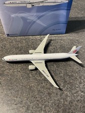 NG 1:400 Air China Boeing 777-300ER B-2043 with collectible card picture